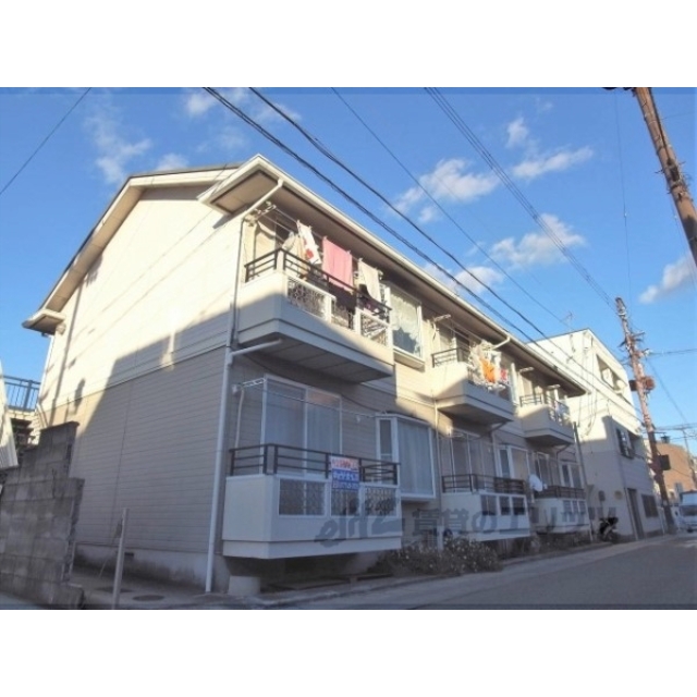 亀岡駅より徒歩14分 築30年9ヶ月 2階建の賃貸物件