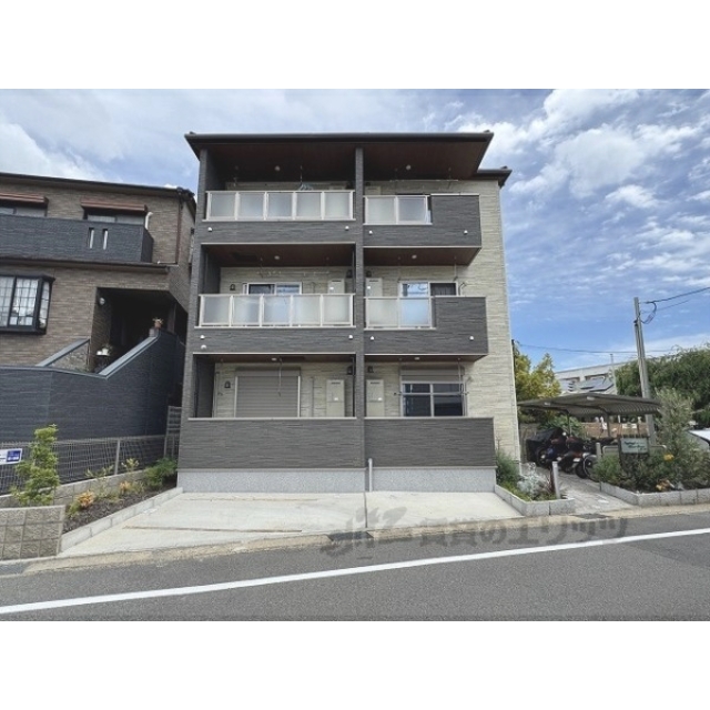 椥辻リバーグレイスの賃貸物件