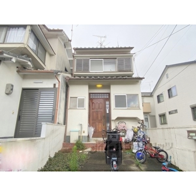 北大路駅よりバス14分 徒歩3分 築48年8ヶ月 2階建の賃貸物件