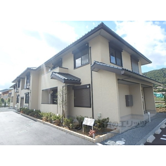 ｂｒｉｌｌａｎｔｅ鳥居本の賃貸物件