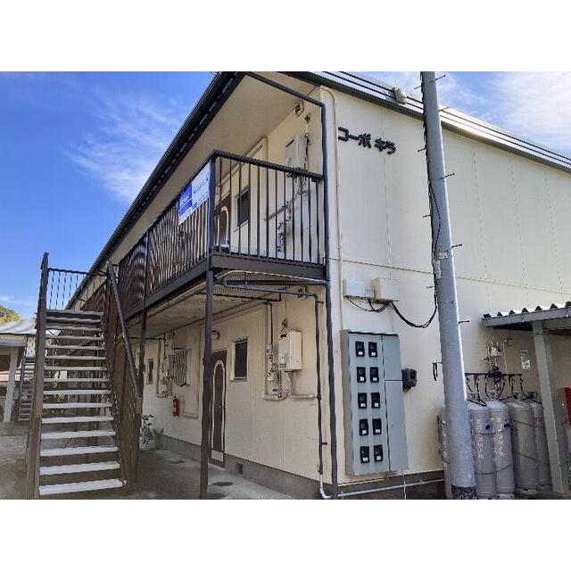 鳴谷駅より徒歩2分 築42年1ヶ月 2階建の賃貸物件