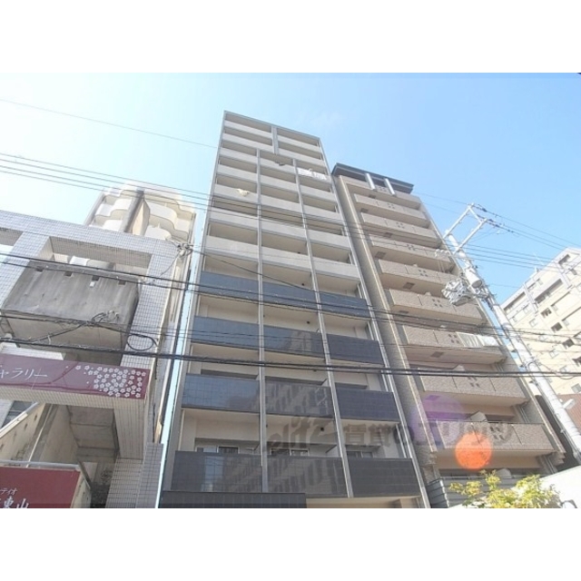 四条駅より徒歩3分 築18年1ヶ月 12階建の賃貸物件