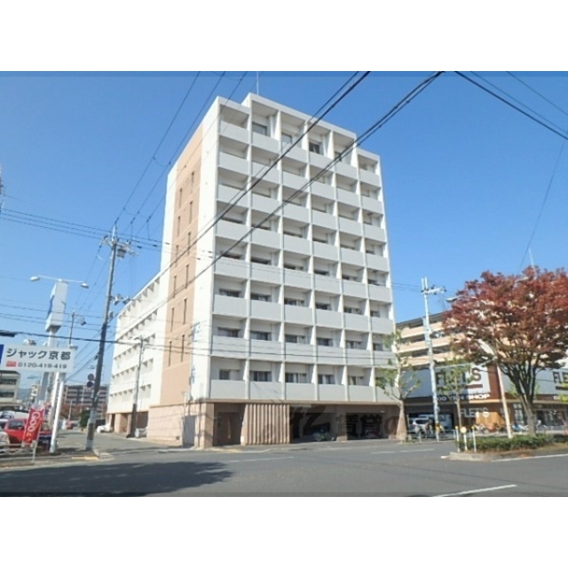 西院駅より徒歩15分 築18年 9階建の賃貸物件