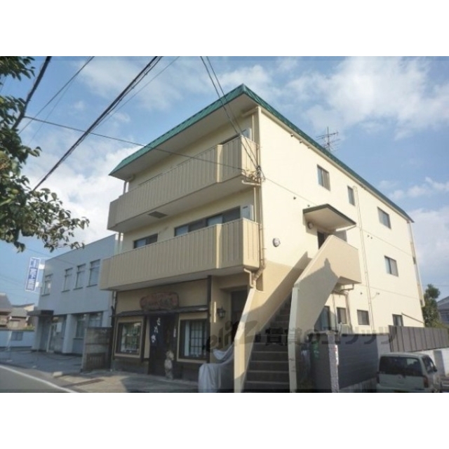 嵯峨嵐山駅より徒歩9分 築44年10ヶ月 3階建の賃貸物件