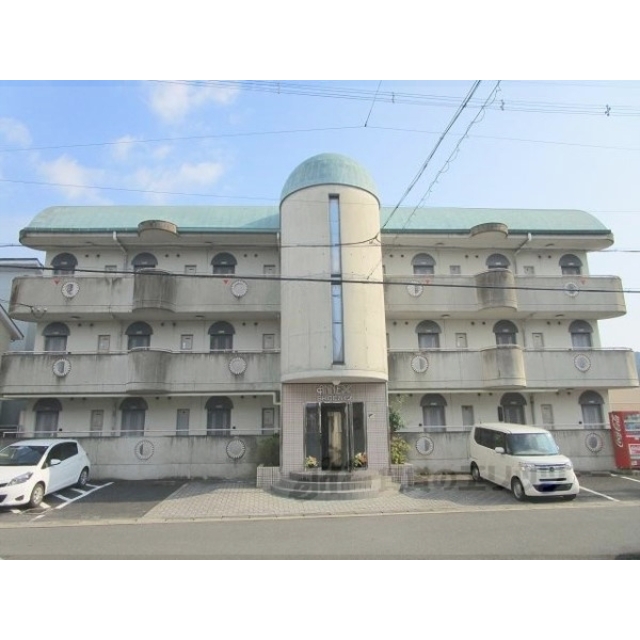 千代川駅より徒歩7分 築33年 3階建の賃貸物件