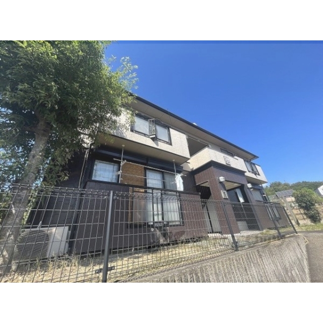 北大路駅よりバス18分 徒歩2分 築30年7ヶ月 2階建の賃貸物件