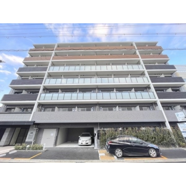 西大路駅より徒歩10分 築2年10ヶ月 7階建の賃貸物件