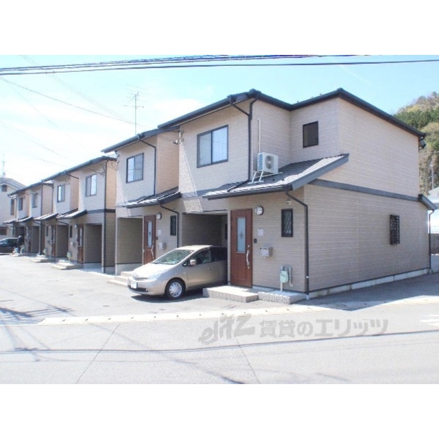 北大路駅よりバス14分 徒歩11分 築23年2ヶ月 2階建の賃貸物件