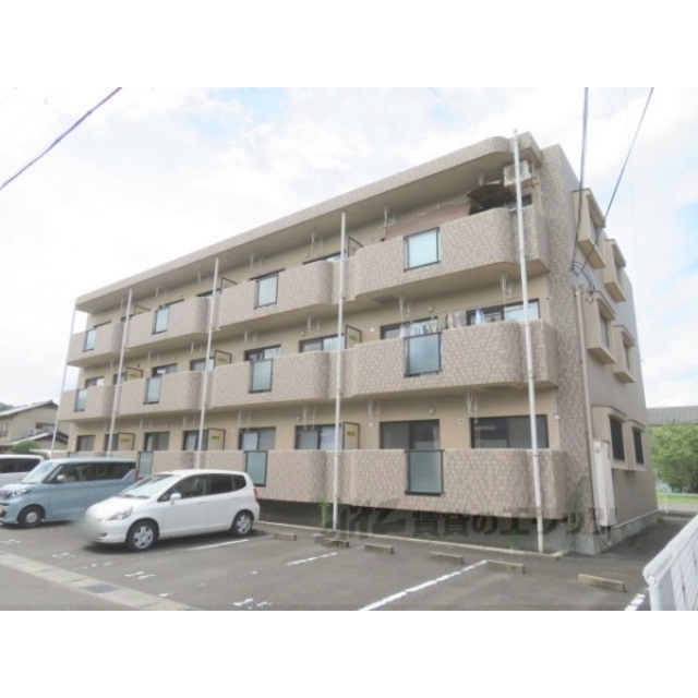 西舞鶴駅より徒歩15分 築24年10ヶ月 3階建の賃貸物件