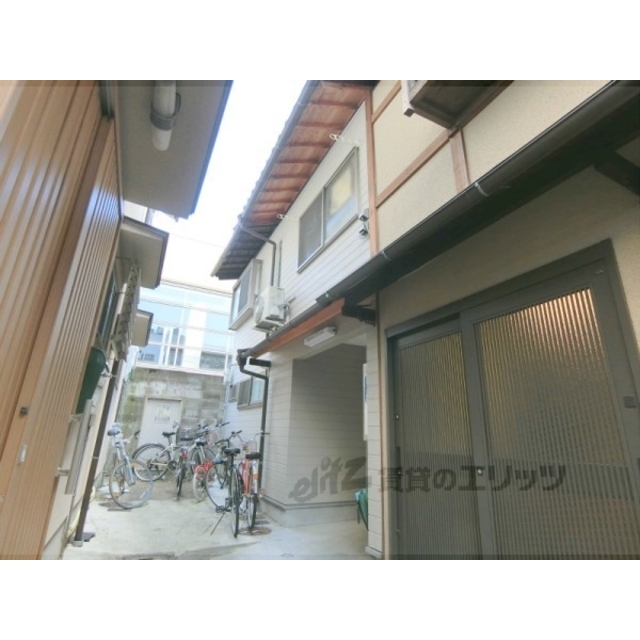 今出川シェアハウスの賃貸物件