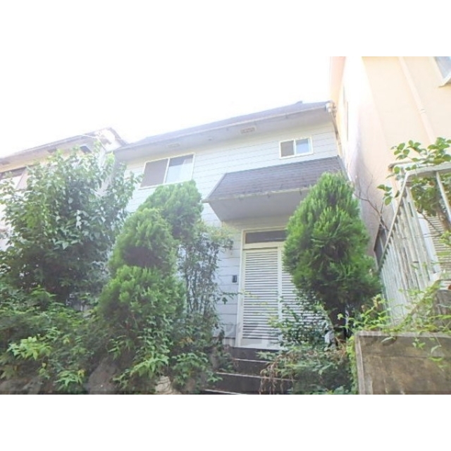 木幡駅より徒歩7分 築28年1ヶ月 1階建の賃貸物件