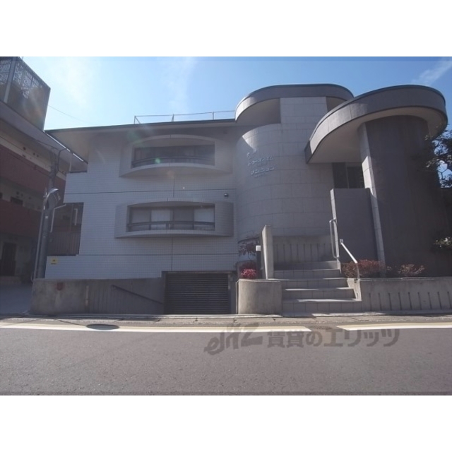 桂駅より徒歩3分 築36年3ヶ月 2階建の賃貸物件