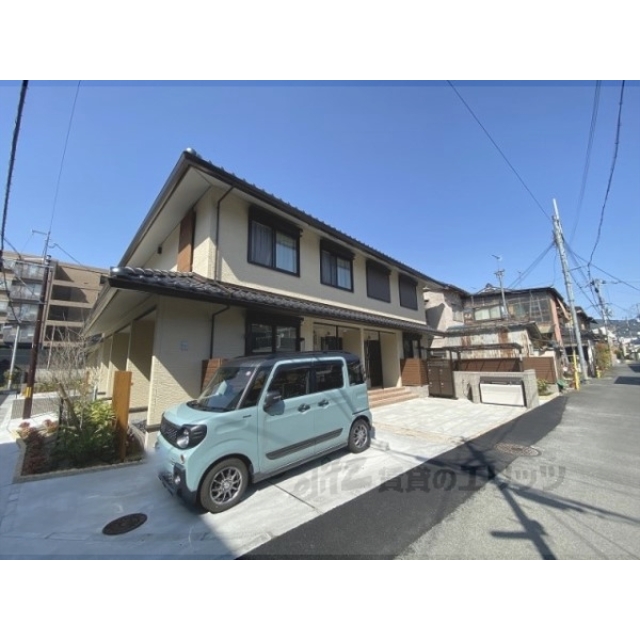 北大路駅よりバス10分 徒歩7分 築1年8ヶ月 2階建の賃貸物件