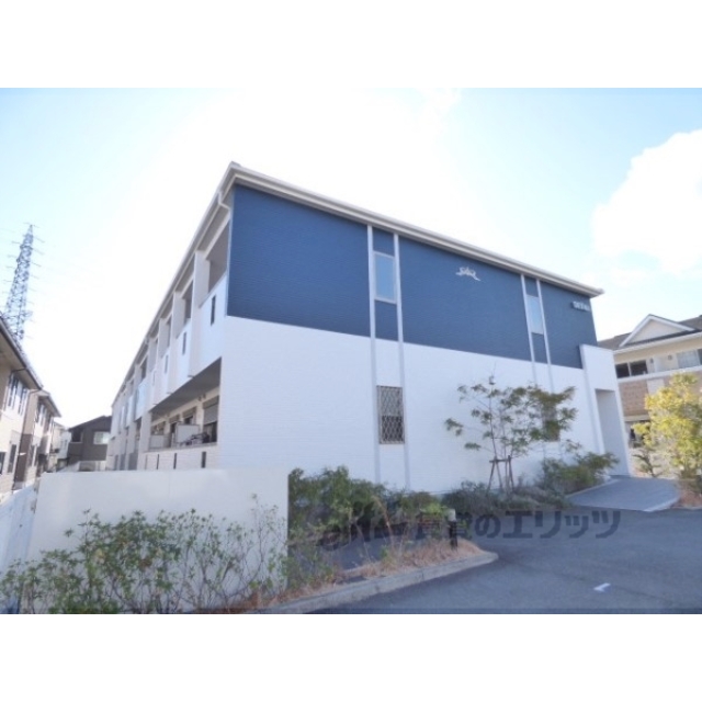 西山天王山駅より徒歩18分 築13年8ヶ月 2階建の賃貸物件