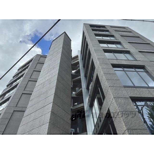 シャリマー西大路の賃貸物件