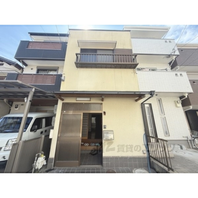 東向日駅より徒歩5分 築50年2ヶ月 2階建の賃貸物件