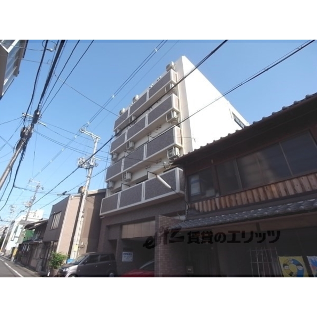 二条城前駅より徒歩8分 築26年8ヶ月 5階建の賃貸物件