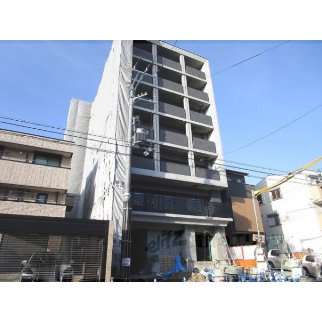 九条駅より徒歩6分 築4年8ヶ月 7階建の賃貸物件