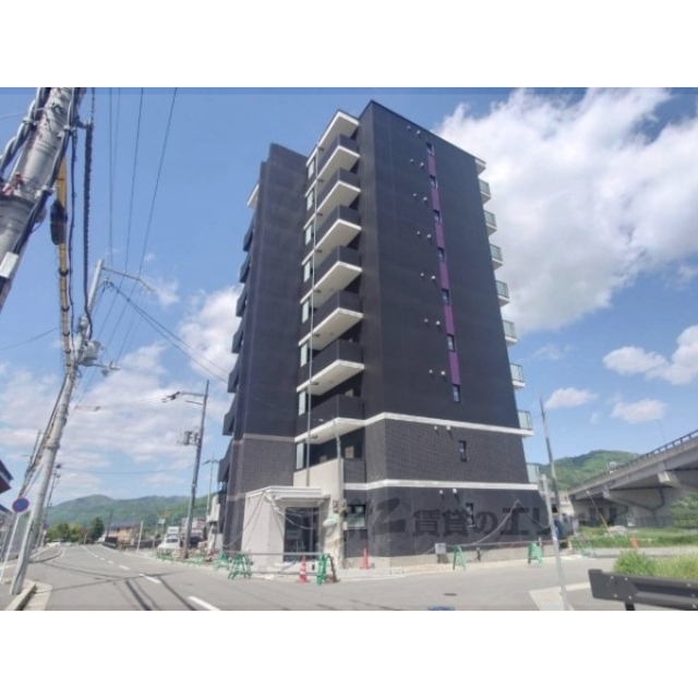 亀岡駅より徒歩5分 新築 9階建の賃貸物件
