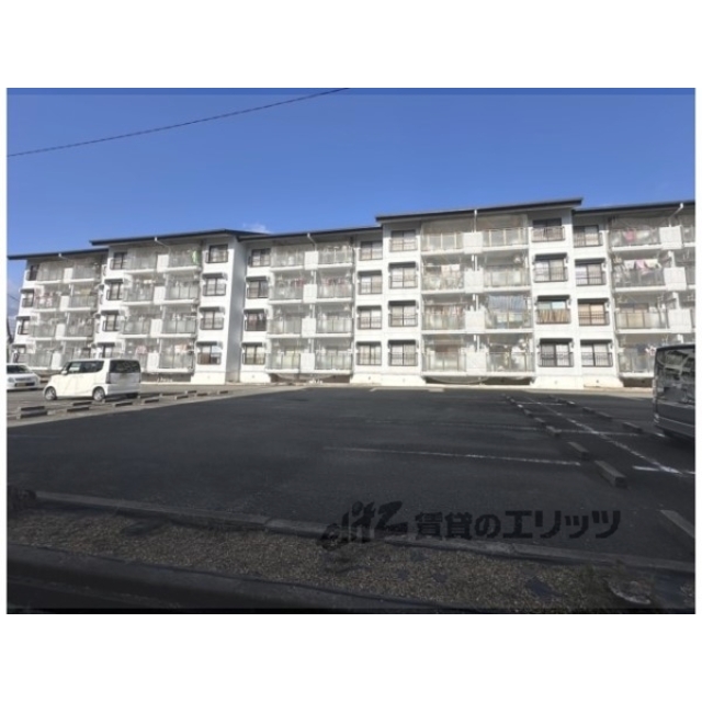 並河駅より徒歩8分 築33年7ヶ月 4階建の賃貸物件