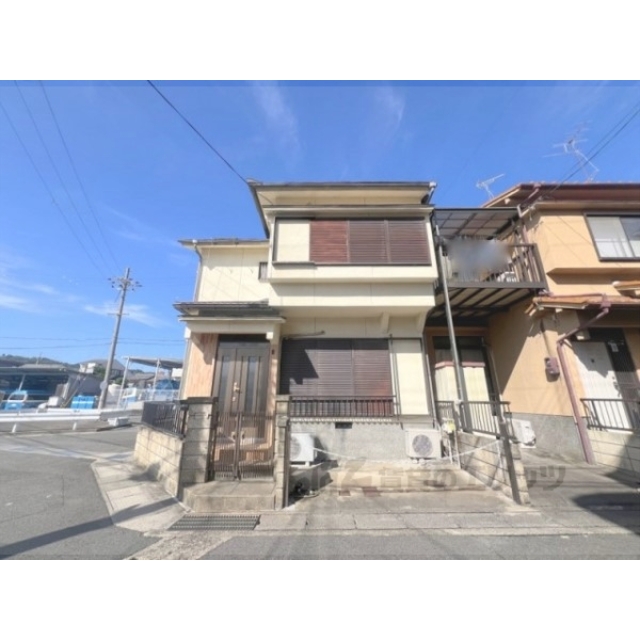 石田駅より徒歩4分 築42年2ヶ月 2階建の賃貸物件