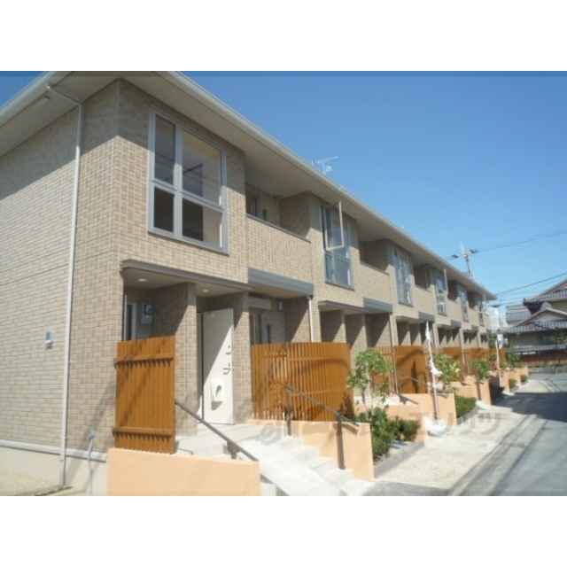 向日町駅より徒歩25分 築16年2ヶ月 2階建の賃貸物件