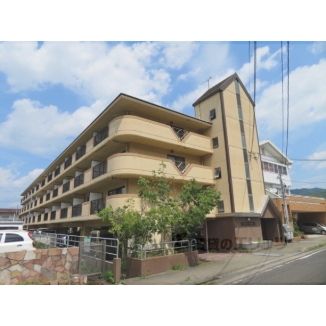 西舞鶴駅より徒歩24分 築31年8ヶ月 4階建の賃貸物件