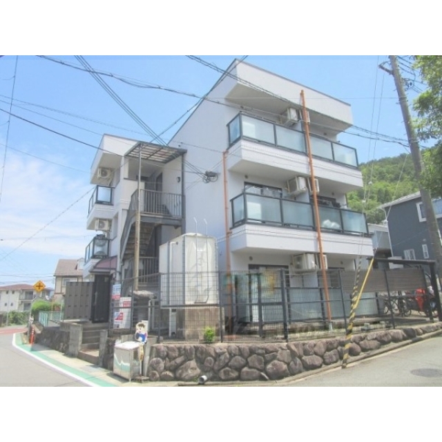 コンフォール・カレッジの賃貸物件