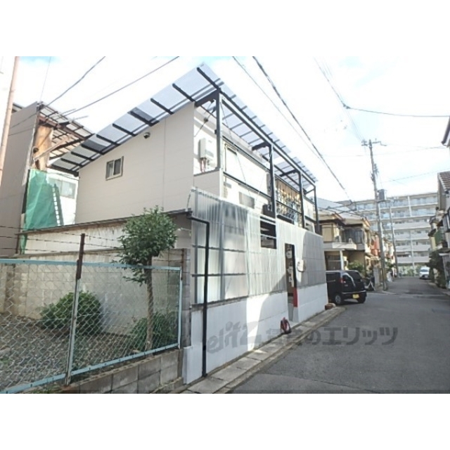 太秦天神川駅より徒歩3分 築12年9ヶ月 2階建の賃貸物件