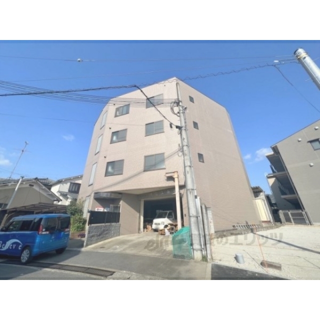 黄檗駅より徒歩10分 築32年8ヶ月 4階建の賃貸物件
