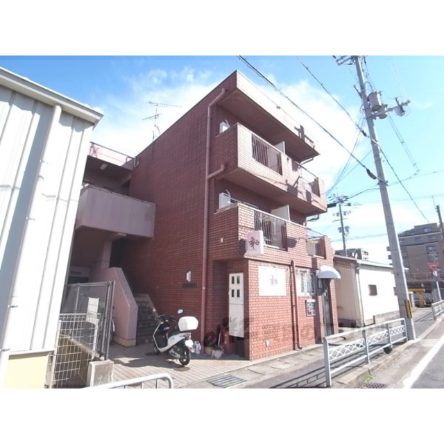 桂川駅より徒歩15分 築41年7ヶ月 3階建の賃貸物件