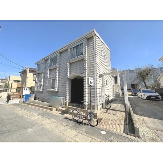 伊勢田駅より徒歩2分 築38年2ヶ月 2階建の賃貸物件