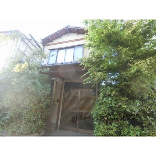 龍安寺駅より徒歩3分 築38年9ヶ月 2階建の賃貸物件