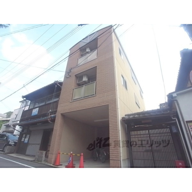 セザール京洛の賃貸物件