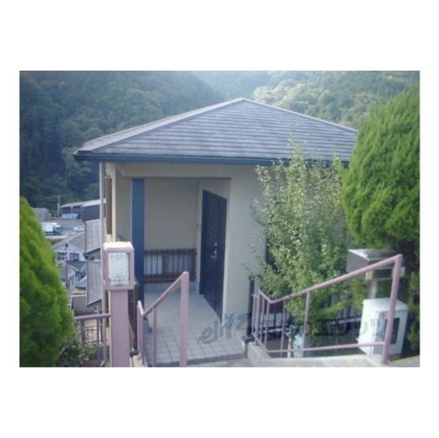 洛西口駅より徒歩79分 築33年1ヶ月 3階建の賃貸物件