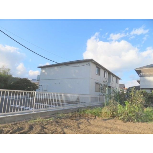 福知山駅より徒歩15分 新築 2階建の賃貸物件