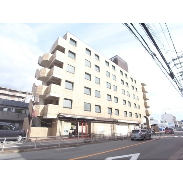 桂駅より徒歩13分 築38年10ヶ月 6階建の賃貸物件