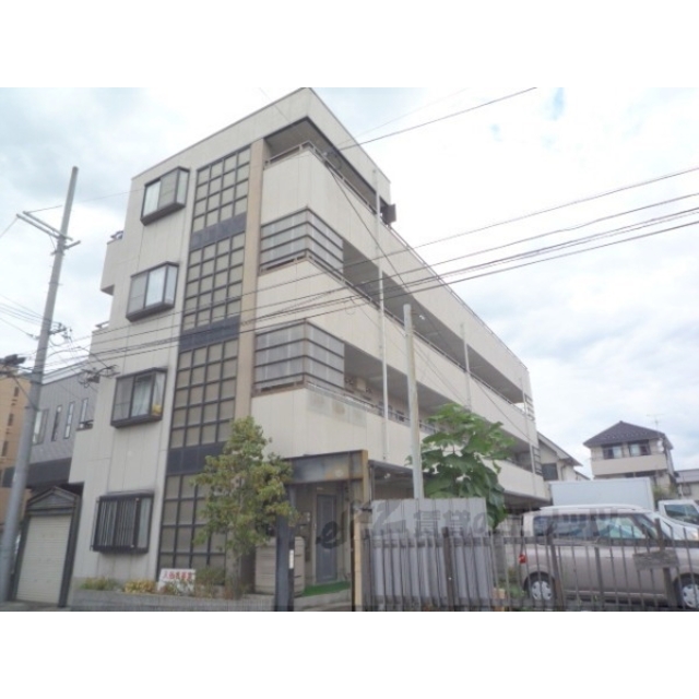 車折神社駅より徒歩5分 築41年10ヶ月 2階建の賃貸物件