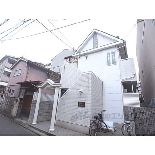 桃山御陵前駅より徒歩9分 築34年3ヶ月 2階建の賃貸物件