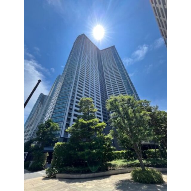 勝どき駅より徒歩6分 築8年11ヶ月 53階建の賃貸物件