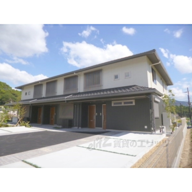 国際会館駅より徒歩26分 築12年1ヶ月 2階建の賃貸物件