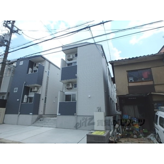 椥辻駅より徒歩8分 築4年5ヶ月 2階建の賃貸物件