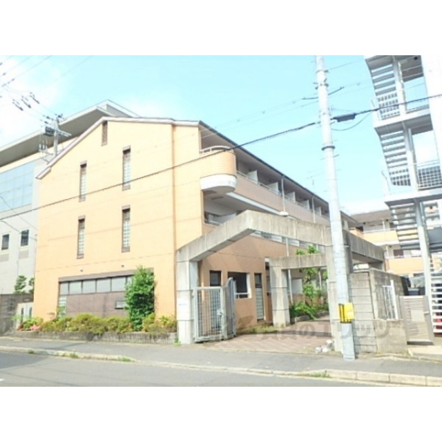 茶山・京都芸術大学駅より徒歩2分 築37年8ヶ月 3階建の賃貸物件
