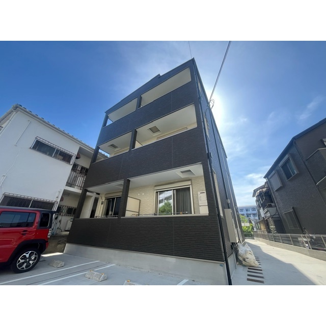 滝の茶屋駅より徒歩9分 築3年4ヶ月 3階建の賃貸物件