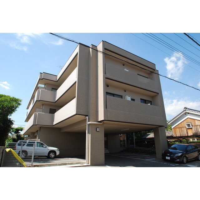 樟葉駅より徒歩10分 築27年10ヶ月 3階建の賃貸物件