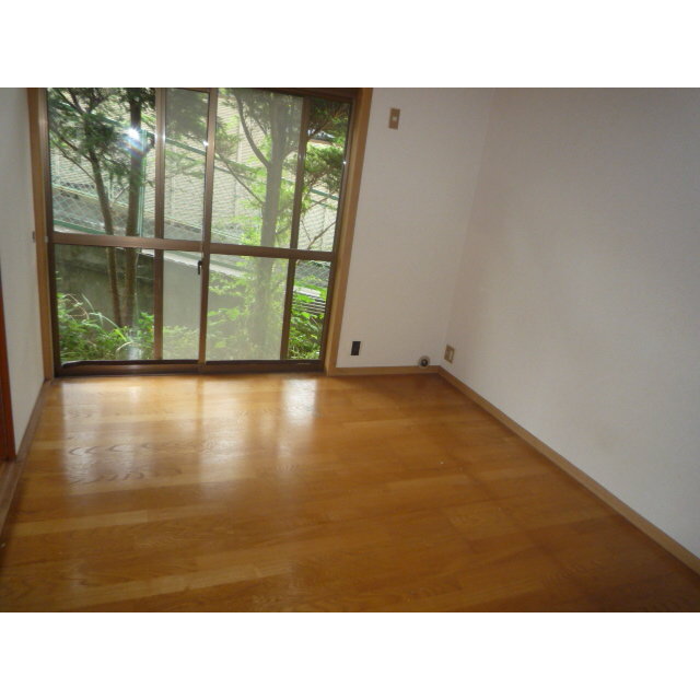 菖蒲池駅より徒歩21分 築38年9ヶ月 2階建の賃貸物件