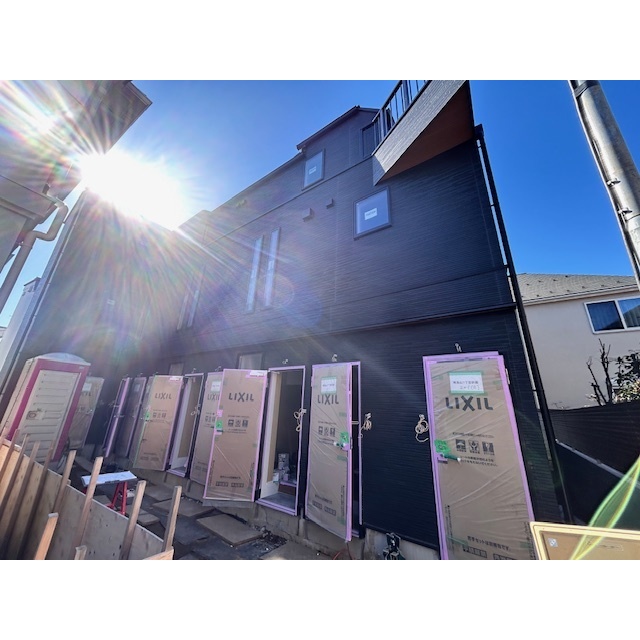 八幡山駅より徒歩9分 新築 3階建の賃貸物件