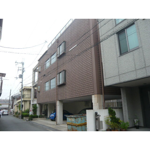 奈良駅より徒歩5分 築29年5ヶ月 4階建の賃貸物件