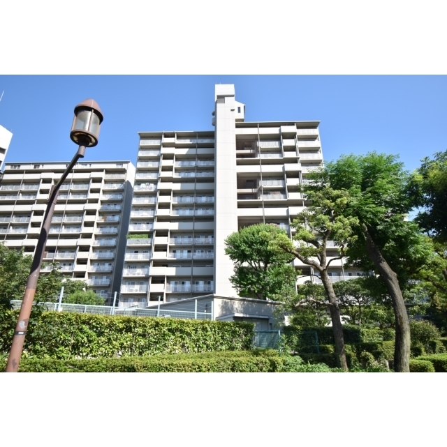 ポートタウン東駅より徒歩3分 築44年4ヶ月 15階建の賃貸物件