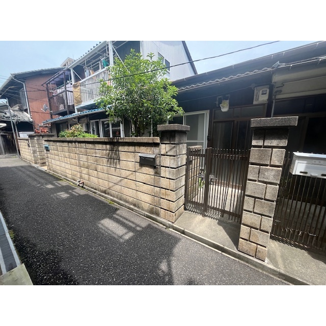 垂水駅より徒歩4分 築95年10ヶ月 1階建の賃貸物件